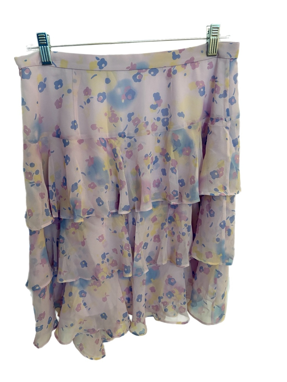 Banana Republic Lavender Floral Skirt in a Ladies Size 6